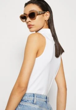 Anna Field Top - White -Damenbekleidungsgeschäft 0147fa5438924911817349af148c8431