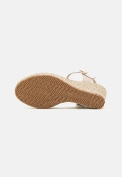 Anna Field Plateausandalette - Beige 12 Anna Field Plateausandalette - Beige -Damenbekleidungsgeschäft 3d5419e02da44fce8d882e816fd9fb67