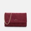 Anna Field Clutch - Red 2 Anna Field Clutch - Red -Damenbekleidungsgeschäft b9f471ba4f624437ace8cb833a701e36