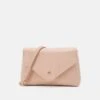 Anna Field Clutch - Light Pink 1 Anna Field Clutch - Light Pink -Damenbekleidungsgeschäft e44c4ef505bb4701bde0ccd4ec1948ae
