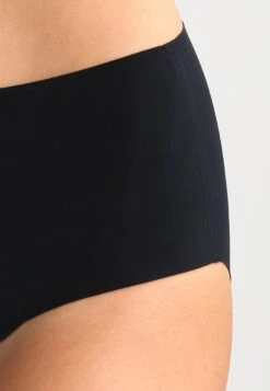 Spanx UNDIETECTABLE BRIEF - Shapewear - Schwarz 11 Spanx UNDIETECTABLE BRIEF - Shapewear - Schwarz -Damenbekleidungsgeschäft ed5b5b2bf19440049252b548a9e5c97a