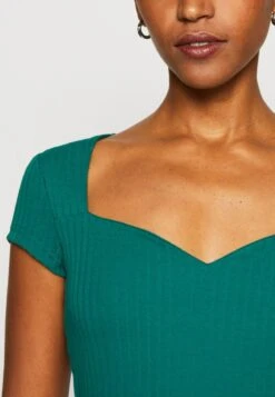 Anna Field T-Shirt Basic - Dark Green 13 Anna Field T-Shirt Basic - Dark Green -Damenbekleidungsgeschäft f4df2445d37c4307ad833423e9f50e38